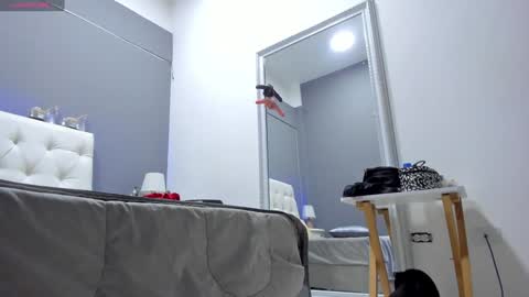 Masha Foxx online show from 02/06/25, 10:26