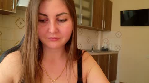 Masha online show from 02/08/25, 02:27
