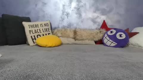 Nicolle online show from 01/08/25, 12:05