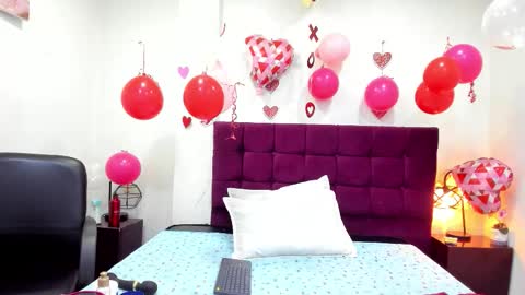 Snapshot of mashapink chatting on 02/24/26, 12:47 MashaPink online show from 02/24/26, 12:47