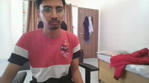 maskboyz2003 online show from 01/01/25, 06:47