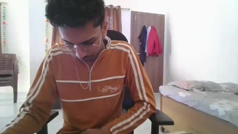 maskboyz2003 online show from 01/02/25, 04:41