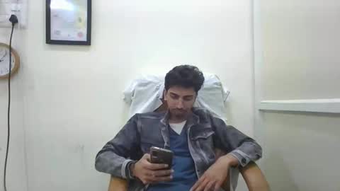 maskboyz2003 online show from 02/06/25, 03:31