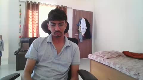 maskboyz2003 online show from 03/03/25, 03:19