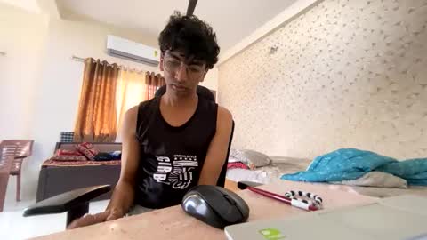 maskboyz2003 online show from 10/14/25, 03:07