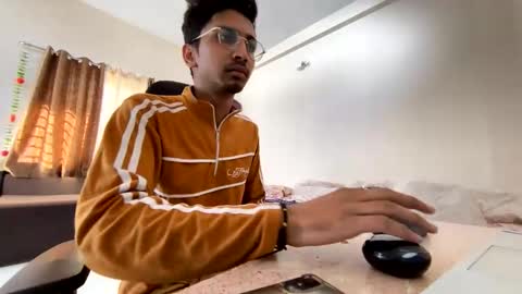 Mask Boy online show from 12/17/24, 04:12