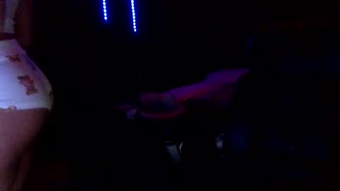 Snapshot of maskddcouple chatting on 03/23/26, 01:20 maskddcouple online show from 03/23/26, 01:20