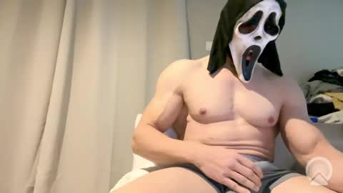 masked2025 online show from 01/11/26, 10:48