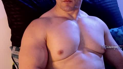 Snapshot of masked_bodybuilder chatting on 01/04/25, 02:46 masked_bodybuilder online show from 01/04/25, 02:46