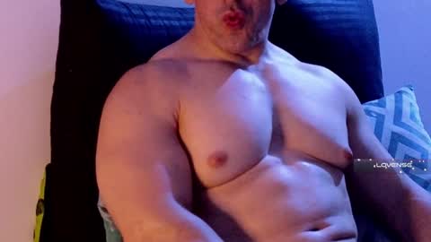 Snapshot of masked_bodybuilder chatting on 01/28/25, 01:08 masked_bodybuilder online show from 01/28/25, 01:08