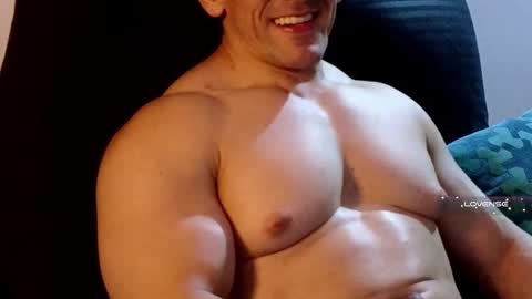 Snapshot of masked_bodybuilder chatting on 03/02/25, 09:11 masked_bodybuilder online show from 03/02/25, 09:11