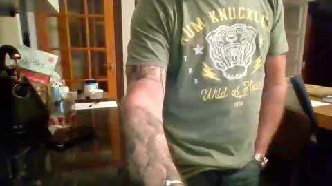 Masked Masturbation Couple online show from 09/19/25, 09:59