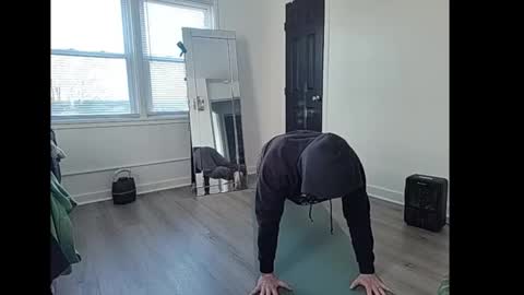 Snapshot of maskedcontrastx chatting on 01/08/26, 02:08 BlackMystique online show from 01/08/26, 02:08