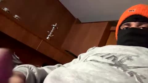 MaskedMan online show from 12/20/24, 02:38