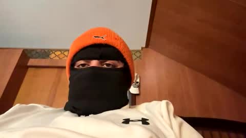 MaskedMan online show from 12/23/24, 03:23