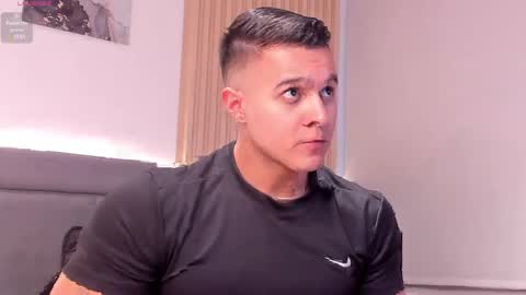 Snapshot of mason_bennet chatting on 04/04/26, 09:23 Mason Bennet online show from 04/04/26, 09:23