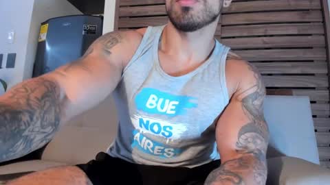 Snapshot of mason_fit chatting on 02/20/25, 06:46 Mason Andre online show from 02/20/25, 06:46