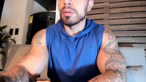 Snapshot of mason_fit chatting on 02/26/25, 03:42 Mason Andre online show from 02/26/25, 03:42