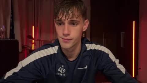 Snapshot of mason_gallagher chatting on 03/04/26, 11:44 Mason online show from 03/04/26, 11:44