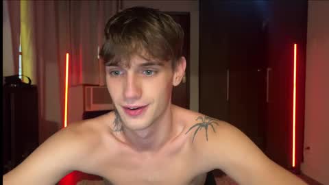 Snapshot of mason_gallagher chatting on 04/05/26, 08:06 Mason online show from 04/05/26, 08:06