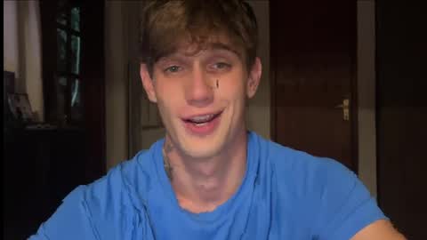 Snapshot of mason_gallagher chatting on 04/18/26, 09:37 Mason online show from 04/18/26, 09:37