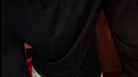 Snapshot of mason_gallagher chatting on 04/20/26, 02:42 Mason online show from 04/20/26, 02:42