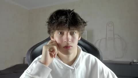 Snapshot of mason_jr chatting on 09/25/25, 03:16 mason_jr online show from 09/25/25, 03:16