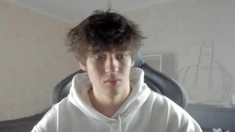 Snapshot of mason_jr chatting on 09/29/25, 01:55 mason_jr online show from 09/29/25, 01:55