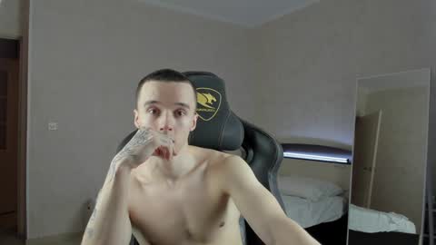 Snapshot of mason_warhol chatting on 12/26/24, 03:27 Mason online show from 12/26/24, 03:27