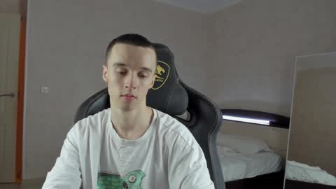 Snapshot of mason_warhol chatting on 12/27/24, 06:31 Mason online show from 12/27/24, 06:31