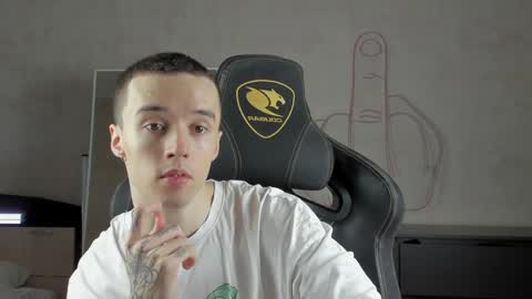 Snapshot of mason_warhol chatting on 12/31/24, 05:29 Mason online show from 12/31/24, 05:29