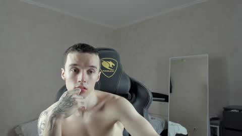 Snapshot of mason_warhol chatting on 01/14/25, 11:42 Mason online show from 01/14/25, 11:42