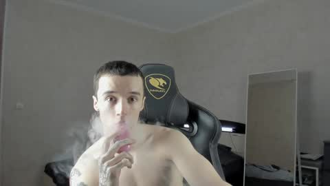 Snapshot of mason_warhol chatting on 01/16/25, 03:46 Mason online show from 01/16/25, 03:46