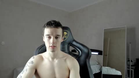 Snapshot of mason_warhol chatting on 02/09/25, 05:43 Mason online show from 02/09/25, 05:43