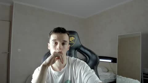 Snapshot of mason_warhol chatting on 03/02/25, 06:08 Mason online show from 03/02/25, 06:08