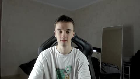 Snapshot of mason_warhol chatting on 03/04/25, 06:47 Mason online show from 03/04/25, 06:47