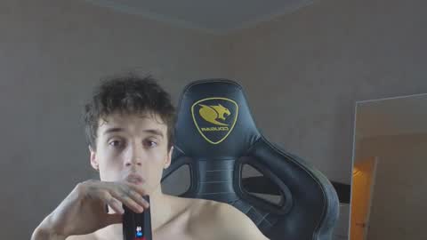 Snapshot of mason_warhol chatting on 11/21/25, 09:35 Mason online show from 11/21/25, 09:35