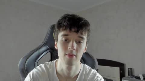 Snapshot of mason_warhol chatting on 02/28/26, 10:44 Mason online show from 02/28/26, 10:44