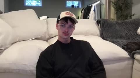 Mason Brooks    online show from 10/21/25, 07:03