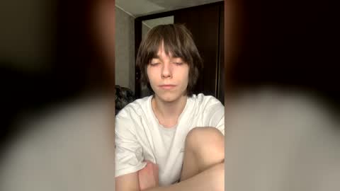 Snapshot of masonsilver_ chatting on 03/09/26, 04:55 masonsilver_ online show from 03/09/26, 04:55