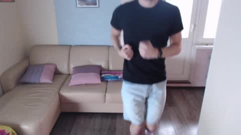 Snapshot of massage_mike chatting on 04/23/26, 02:41 massage_mike online show from 04/23/26, 02:41