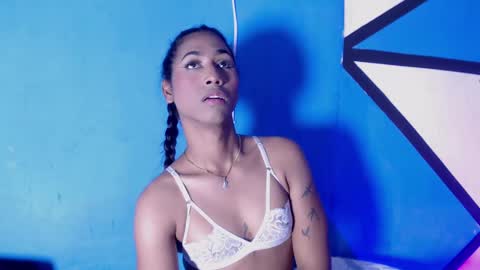 massielhot online show from 10/05/25, 09:45