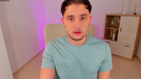 Snapshot of massimo_fiore chatting on 02/02/26, 11:58 Massimo online show from 02/02/26, 11:58