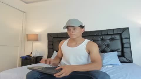 Snapshot of massimo_fontana chatting on 08/03/26, 09:18 Massimo Fontana online show from 08/03/26, 09:18