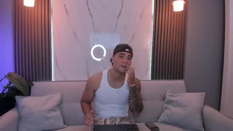 Snapshot of massimo_ross chatting on 04/15/26, 10:55 massimo_ross online show from 04/15/26, 10:55