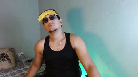 massimo_vidal online show from 11/06/25, 02:45