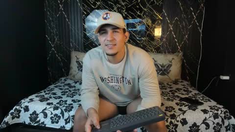 Snapshot of massimo_vidal chatting on 03/11/26, 12:22 massimo_vidal online show from 03/11/26, 12:22