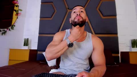 Snapshot of massimofiore_ chatting on 12/03/25, 03:25 Massimo online show from 12/03/25, 03:25