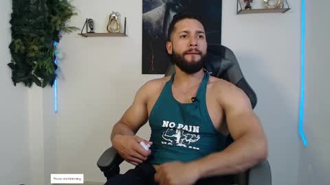 Snapshot of massimofiore_ chatting on 04/09/26, 04:34 Massimo online show from 04/09/26, 04:34