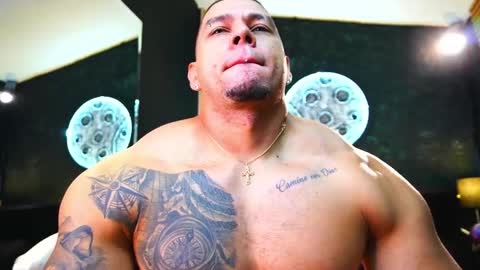 massimowalton2 online show from 11/15/25, 02:02